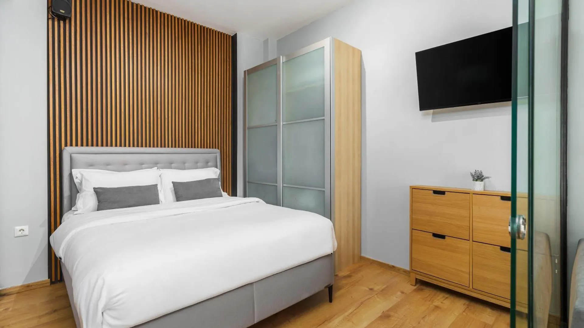 شقة Glass Grey Nest سالونيك اليونان